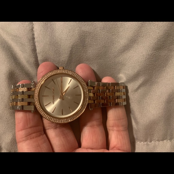 Authentic Michael Kors Darci Women’s Watch - Picture 4 of 8